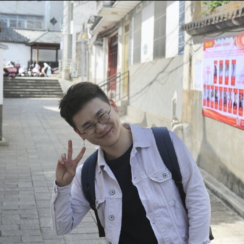 Profile picture for Yiqiu Liu